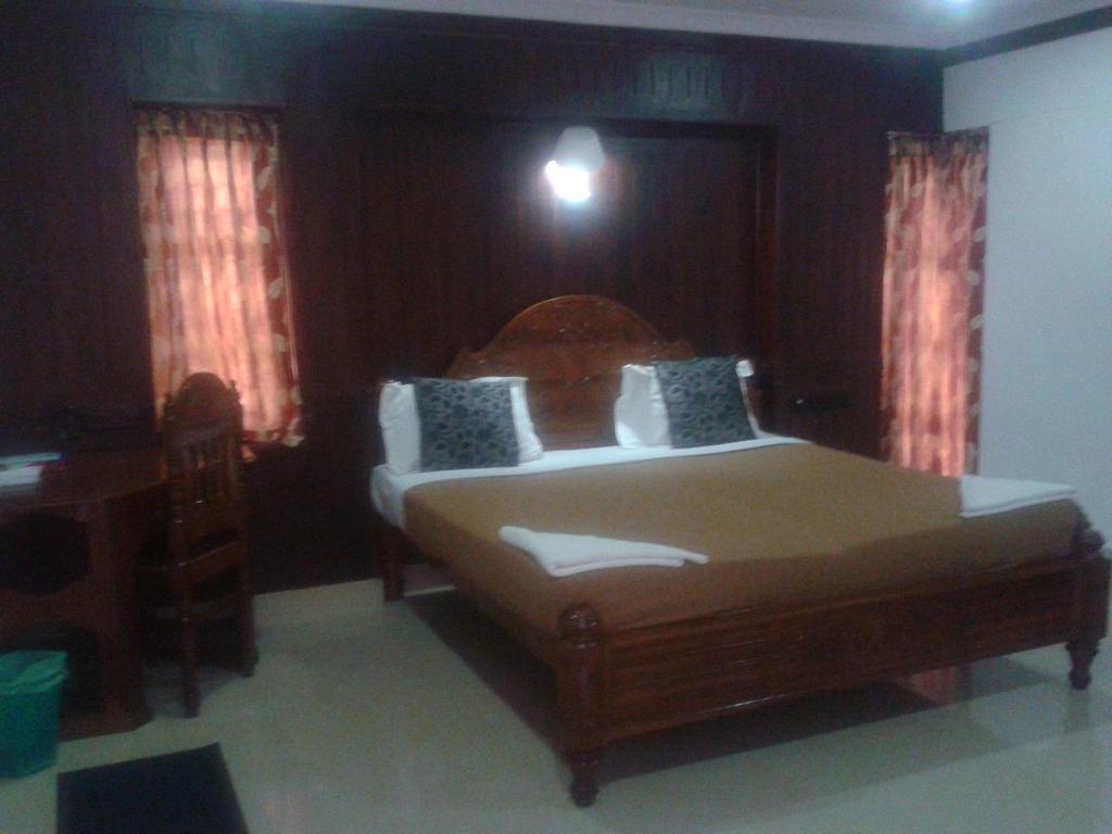 Akhil Beach Resort Varkala Room photo